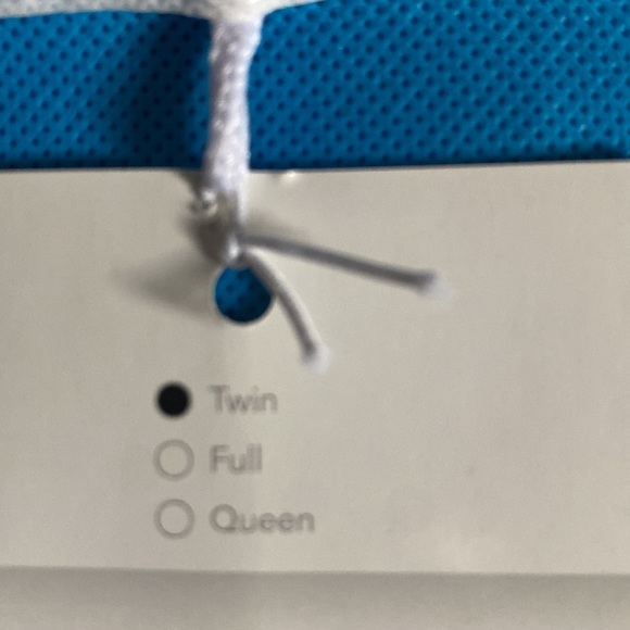 SLEEP NUMBER Sheet Set Twin. Bright pink. - Picture 5 of 7